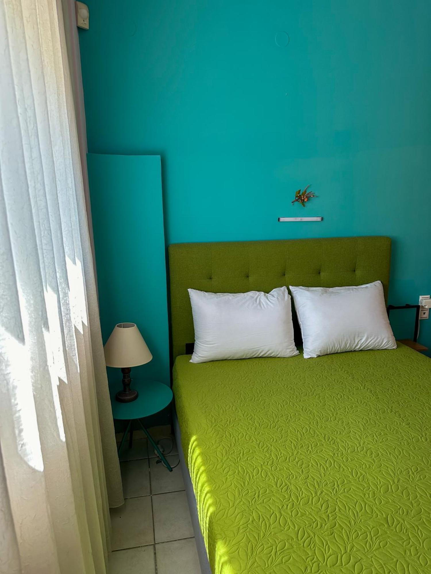 Sofia's Cozy Two Bedroom Apartament *